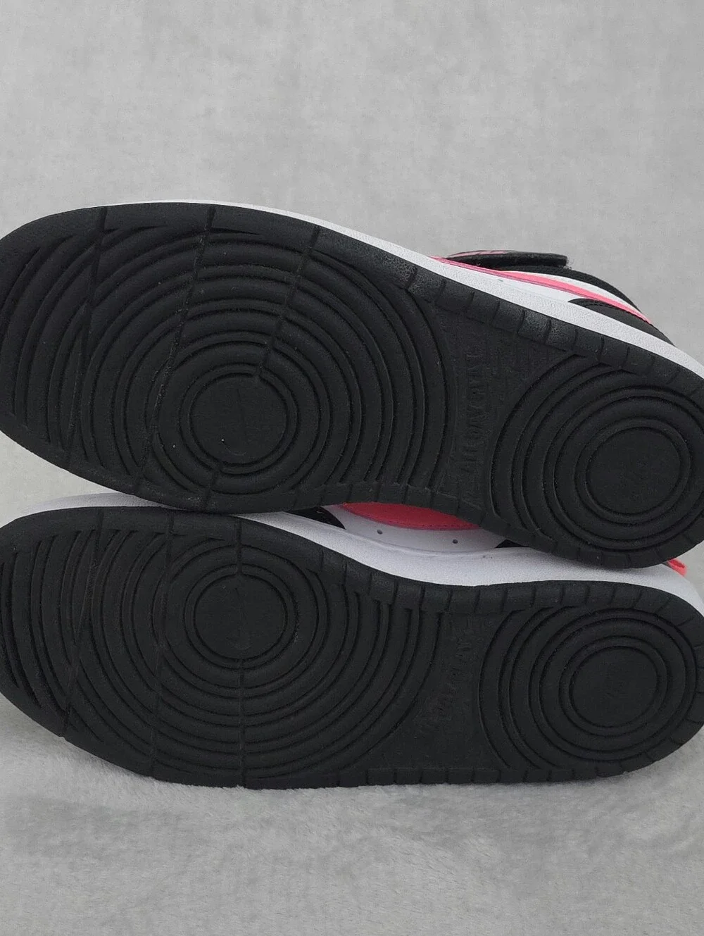 Nike Court Borough Mid 2 GS Black White Pink Mid Top Sneakers Girls 4Y